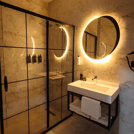 Meyzi Hotel 3*