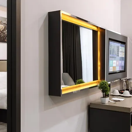 Meyzi Hotel Istanboel