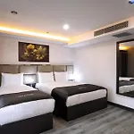 Meyzi Hotel