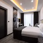 Meyzi