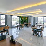 Meyzi 3*
