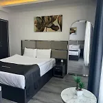 Meyzi Hotel