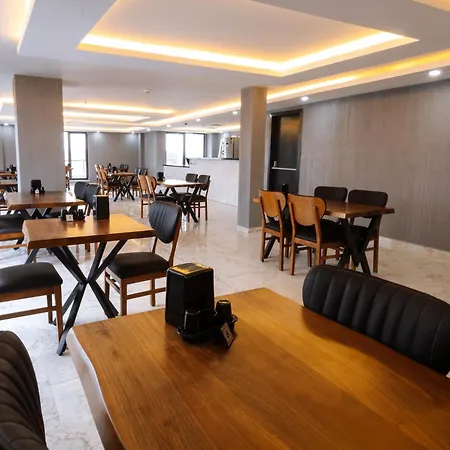 Meyzi Hotel
