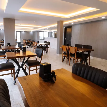 Hotel Meyzi 3*